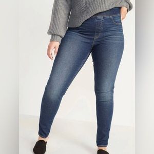 Old Navy Rockstar Super Skinny Jeggings Mid Rise Size 14